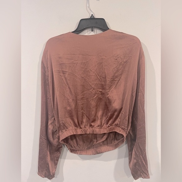 - ASTR THE LABEL Crawford Pleated-Shoulder Top dusty rose Large - Picture 5 of 5